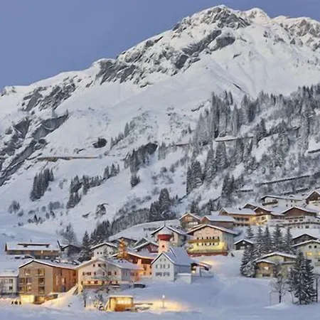 Berghaus Hotel 3*